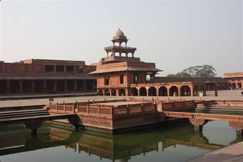 Fatehpur Sikri, Ornamental Pool and Panch Mahal - a photo on Flickriver