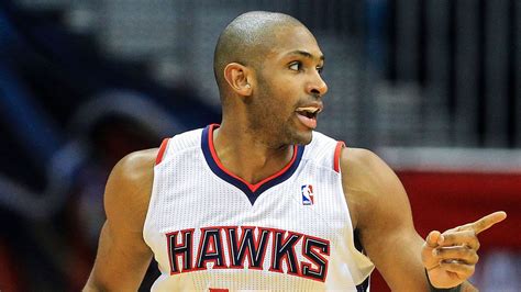 Al Horford injury: Right shoulder injury forces Hawks big man to leave ...