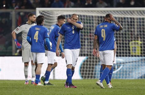 Soccer Italy players go from heroes to zeros as World Cup dreams are ...