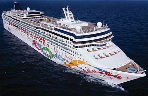 Norwegian Pearl cruise ship - Cruise Port Amsterdam