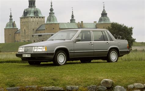 Volvo 760 GLE V6 phase 2 - Voitures Youngtimers