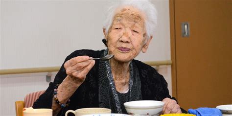 World's Oldest Person Ate These 3 Foods Until 119 Years Old And They ...