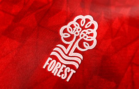 A retro retake for Nottingham Forest on Behance