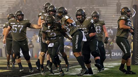 Army, with 9 wins, fights for bowl game: 'They deserve better. Period ...