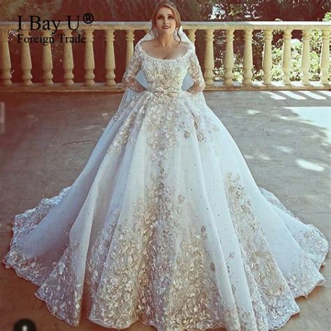 Top Customized Big Train Arab Wedding Dresses 2017 Luxury Lace Puffy Train Arabic Girl Ball Gown ...