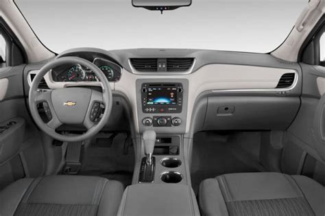 2014 Chevrolet Traverse: 73 Interior Photos | U.S. News