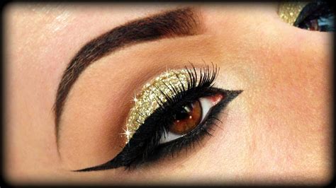 Gold Glitter Eyeliner Makeup Tutorial | Dismakeup