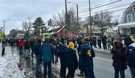 Michigan football national championship parade: Fans brave cold