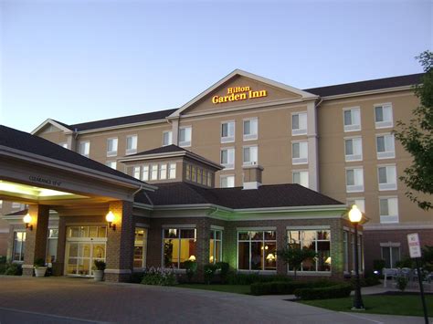 Hilton Garden Inn Chicago/Midway Airport - 45 Photos & 28 Reviews - Hotels - 6530 S. Cicero ...