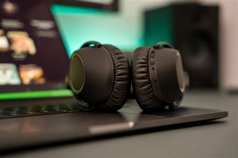 Hunt them for promotions. Sennheiser PXC 550 II - review of Bluetooth ...