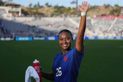 Jaedyn Shaw’s Parents Propel Her Soccer Stardom