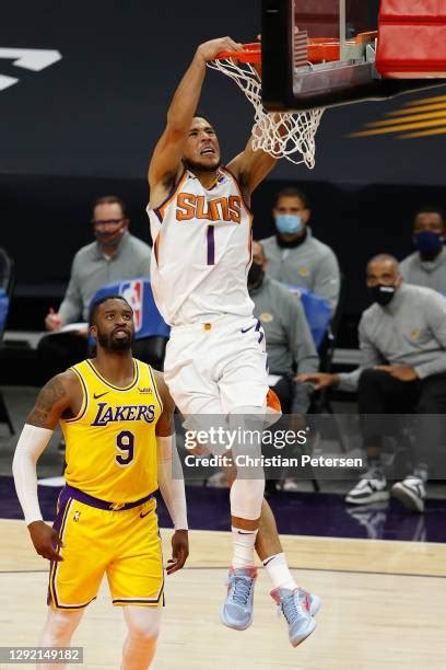 Devin Booker Dunking Photos and Premium High Res Pictures - Getty Images