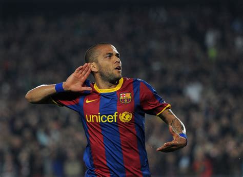 Daniel Alves Barcelona Wallpapers and Pictures ~ Football wallpapers, pictures and football news