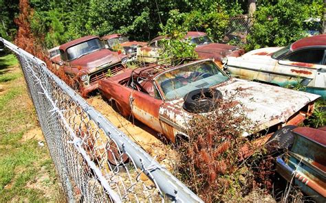 South Carolina Mystery Junkyard Sighting | Barn Finds