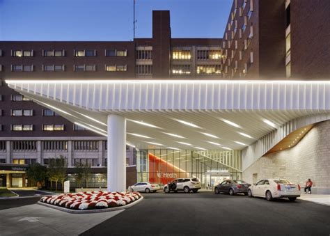 UC Health Main Entrance & Arrival Renovation – Cincinnati Design Awards