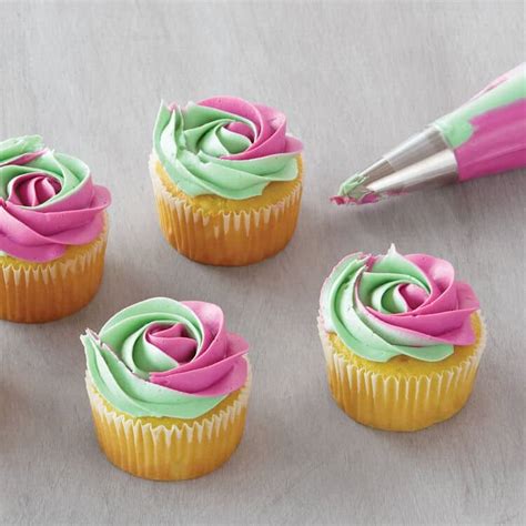 How to Pipe a Cupcake Swirl | Wilton