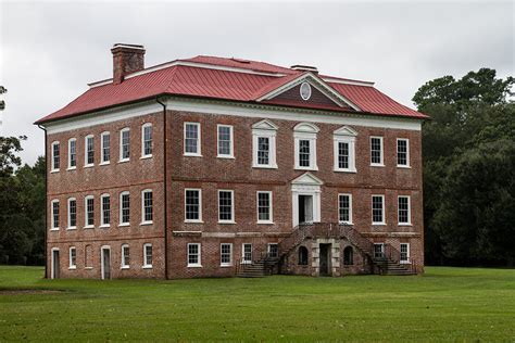 Drayton Hall Plantation Photograph by J Darrell Hutto