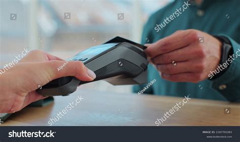 Contactless Digital Business Cards Images: Browse 10,983 Stock Photos ...