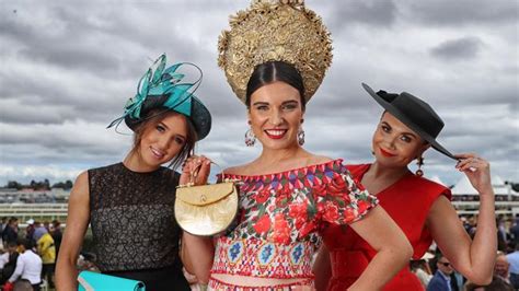 Caulfield Cup 2017: dresses, fashion, celebrities | Herald Sun