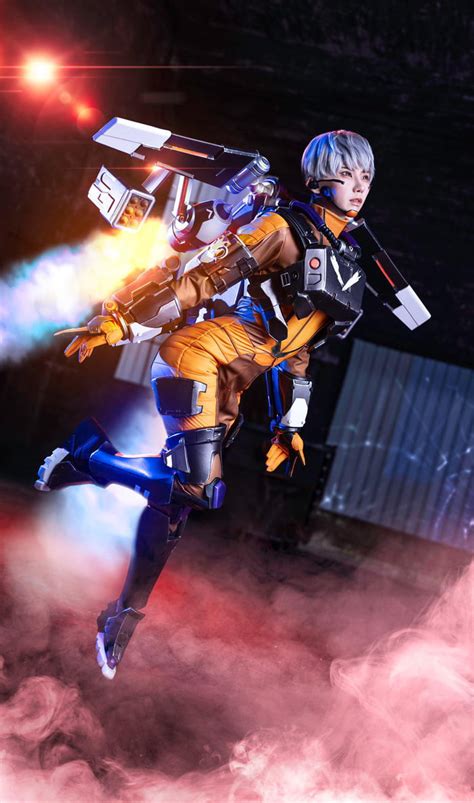 Valkyrie cosplay by Enako - 9GAG