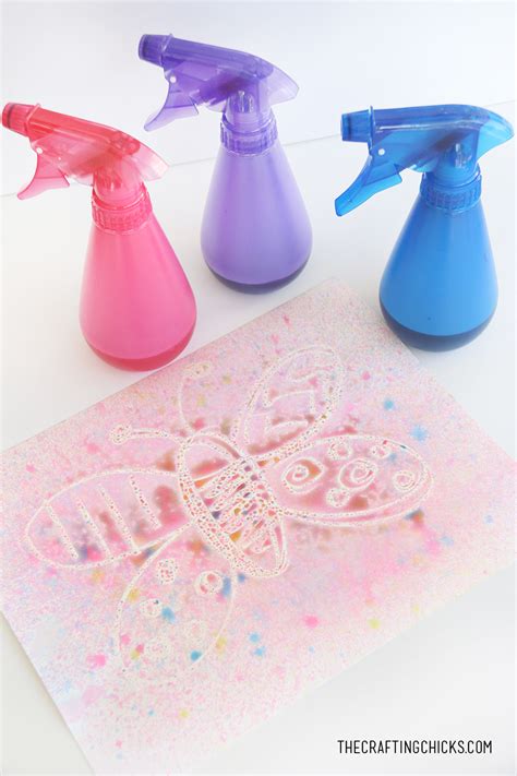 Crayon Resist Spray Bottle Painting - The Crafting Chicks