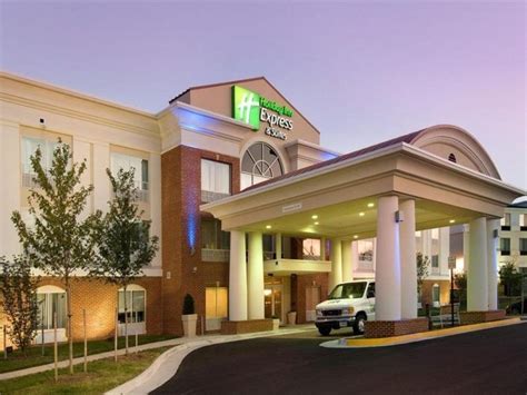 Best Price on Holiday Inn Express Hotel & Suites Alexandria in Alexandria (LA) + Reviews!