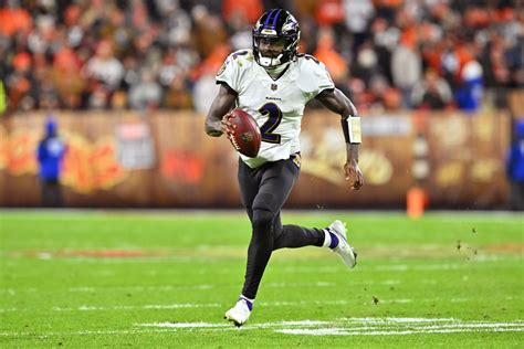 Tyler Huntley injury update: Ravens QB to start Week 16 vs. Falcons - DraftKings Nation