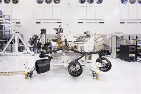 Meet NASA's next Mars rover: Curiosity. It has a plutonium-powered laser. - ExtremeTech