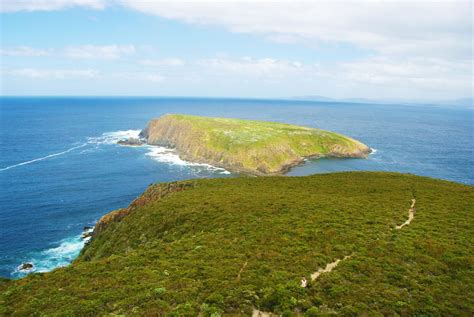 Bruny Island: CAPE BRUNY LIGHTHOUSE