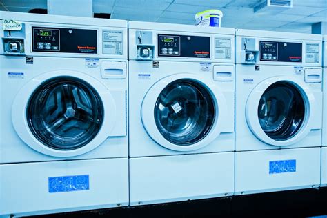 White Front-load Clothes Washer and Dryers · Free Stock Photo