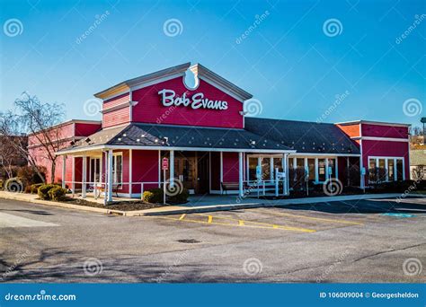 Bob Evans Restaurant editorial stock image. Image of owens - 106009004