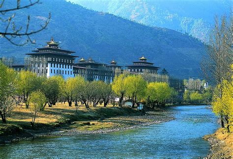 2N Thimphu – Wangdue – 2N Punakha – 2N Paro – Thimphu Tashichho Dzong ...