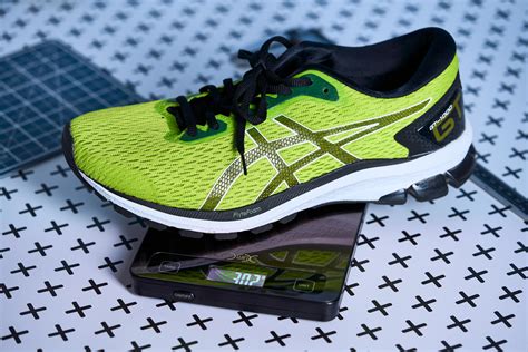 Cut in half: ASICS GT 1000 9 Review | RunRepeat