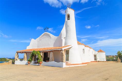 Chiesa di Stella Maris Porto Cervo - 🏖️Sardinian Beaches