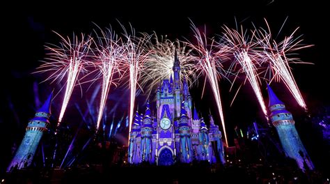 Disney Fireworks Wallpapers - Wallpaper Cave