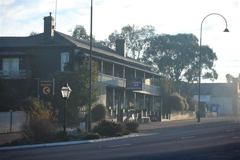 The Top Pub Uralla Visitor Information Centre