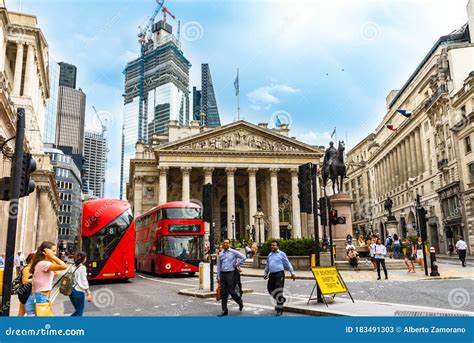 Bank of England Building in London, UK. Editorial Stock Photo - Image of british, landmark ...