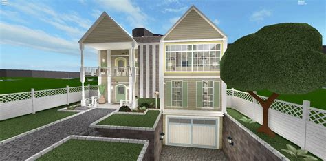 Suburban House Roblox