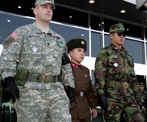 KWVA: Home Page Story - 12/31/06 - North Korea Soldier Rescued