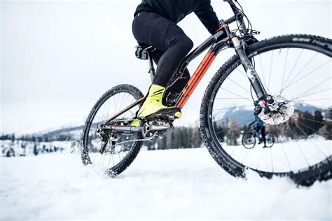 Best Winter Mountain Bike Shoes of 2020: Top Five Picks