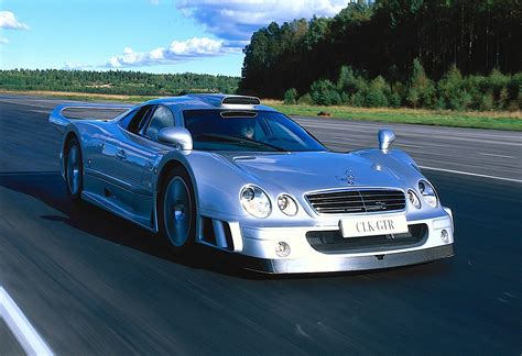 MERCEDES BENZ CLK GTR AMG Specs & Photos - 1998, 1999 - autoevolution