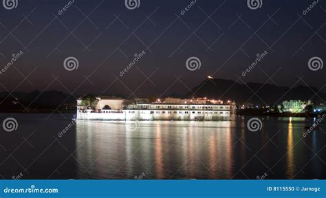 Udaipur Lake Palace at Night Stock Photo - Image of india, pichola: 8115550