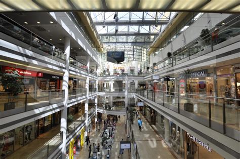 🛍️Top 5 Must-Visit Shopping Malls in Prague 2024 | Prague.org