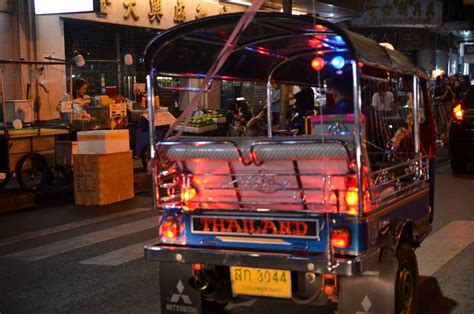 7 Best Bangkok Night Tours To Explore The City As A Local