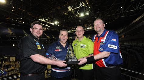 Phil Taylor, Raymond van Barneveld and James Wade may know how to beat Michael van Gerwen ...