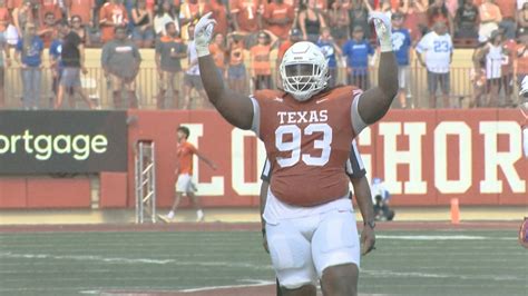 T'Vondre Sweat at University of Texas football | khou.com