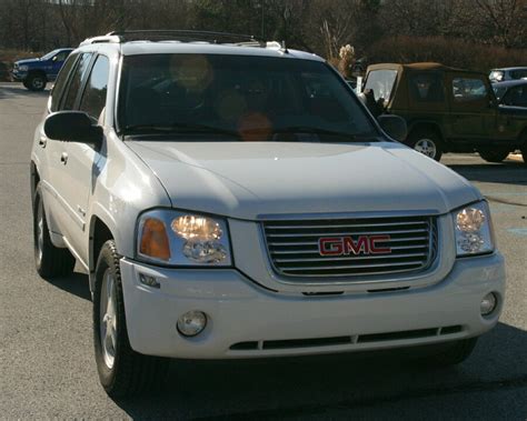 2008 Gmc envoy interior