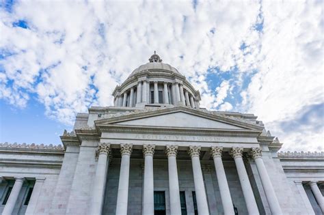 Premium Photo | A building at the washington state capitol