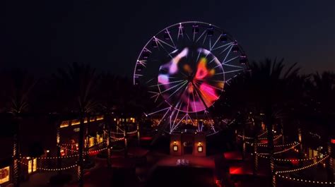 Redesigned Irvine Spectrum Ferris Wheel Illuminated by LED Lights