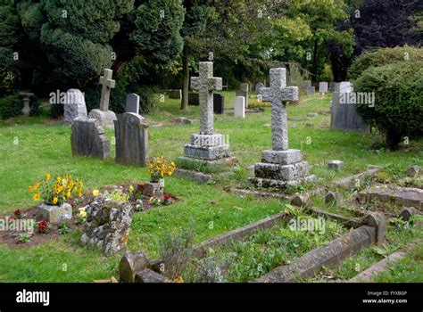 Traditional churchyard cemetery Stock Photo - Alamy